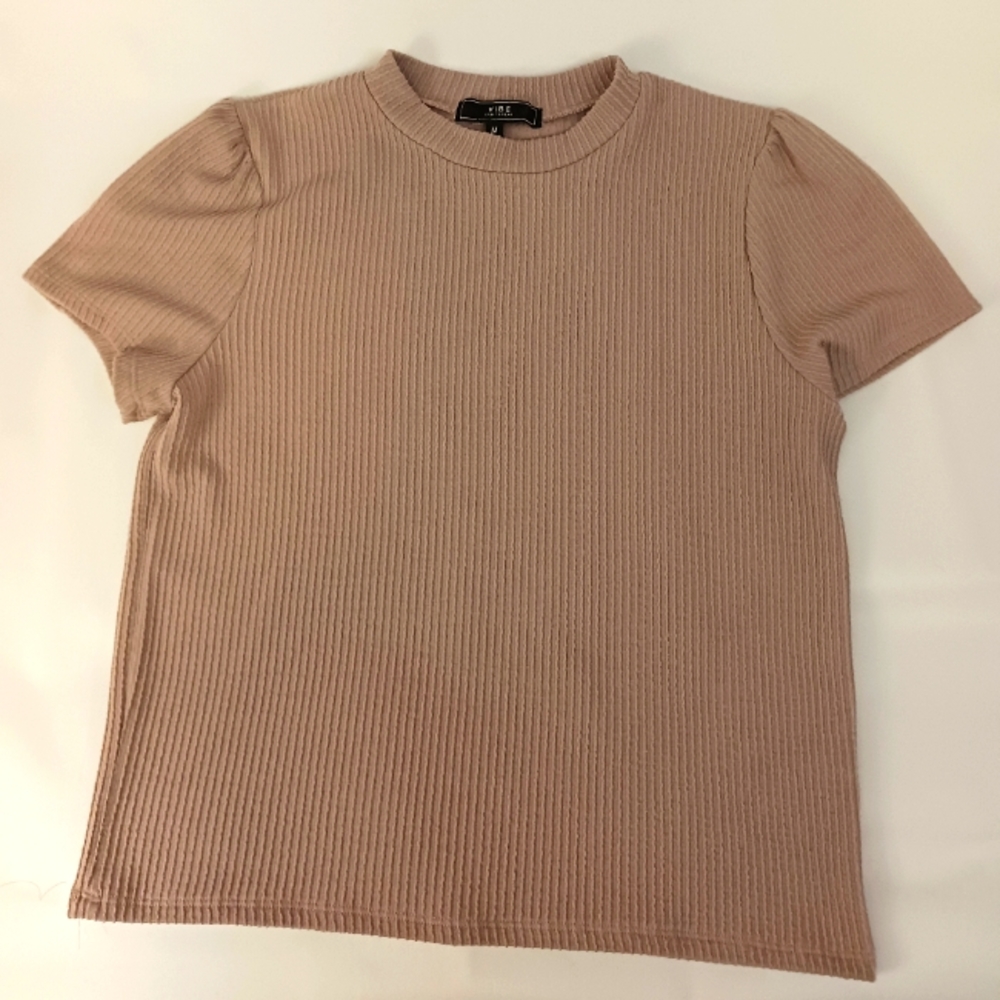 🌼 Pink puff sleeve top